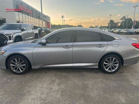 Used 2021 Honda Accord LX image 2
