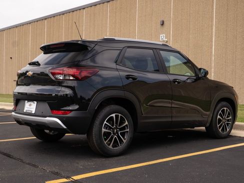 New 2026 Chevrolet TrailBlazer LT w/ Convenience Package image 7