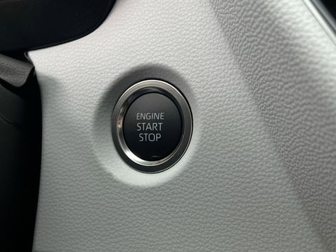 New 2026 Toyota Corolla SE image 29