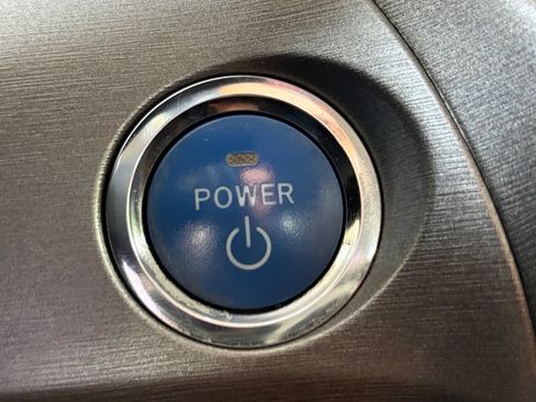 Used 2013 Toyota Prius Two FWD image 22