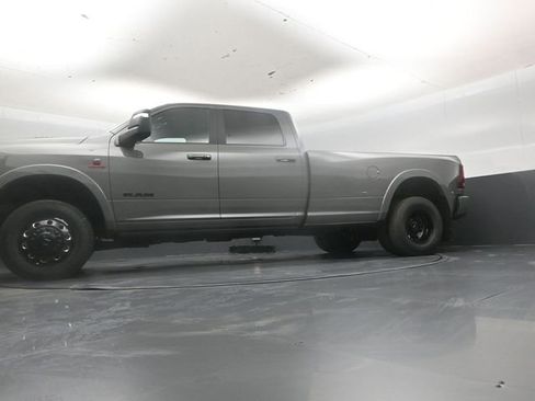 New 2026 RAM 3500 Limited AWD/4WD image 43