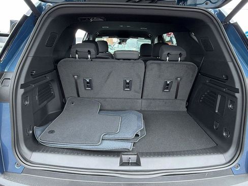 New 2026 Chevrolet Traverse LT FWD image 10