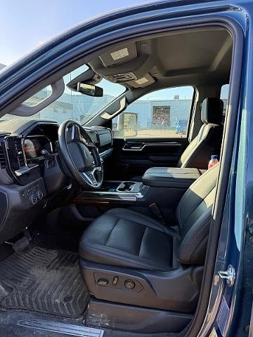 Used 2026 Chevrolet Silverado 2500 LT w/ Trail Boss Package AWD/4WD image 3