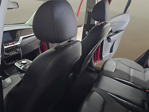 Used 2022 Kia Niro EX w/ Cold Weather Package image 13