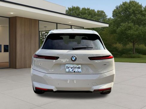 New 2026 BMW iX xDrive45 image 9