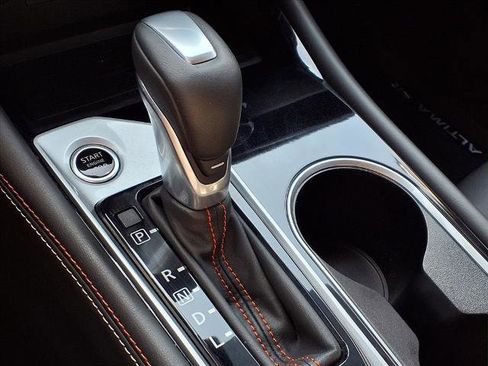 Certified 2025 Nissan Altima 2.5 SR w/ SR Premium Package image 21