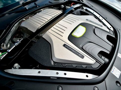 Used 2018 Porsche Panamera Turbo S image 27