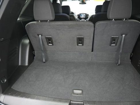 Used 2022 Chevrolet Traverse LT w/ LPO, Blackout Package image 26