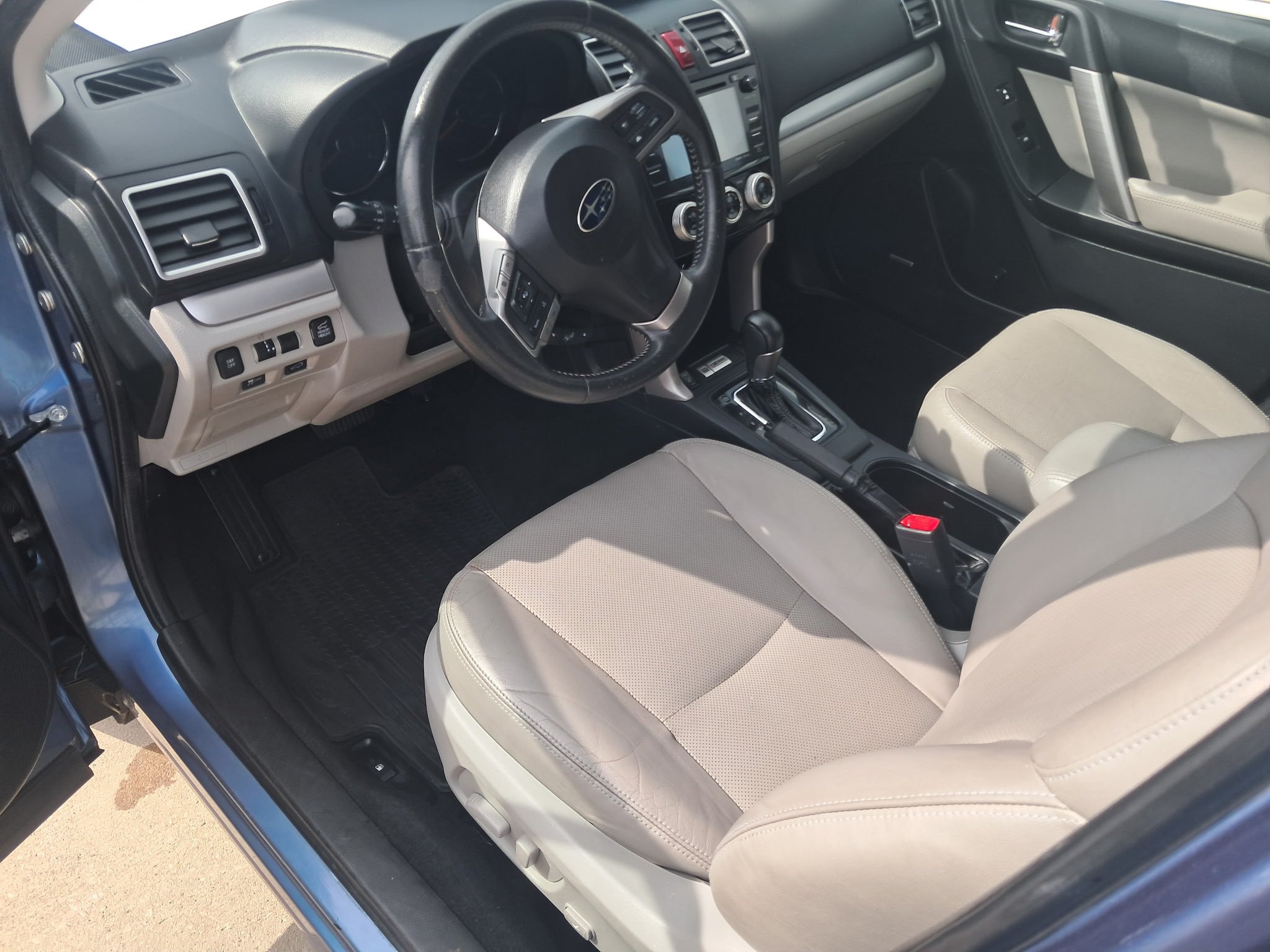 Used 2016 Subaru Forester 2.5i Touring w/ Eyesight & Navigation System AWD/4WD image 6