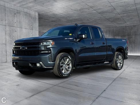 Used 2020 Chevrolet Silverado 1500 RST w/ RST Value Package image 2