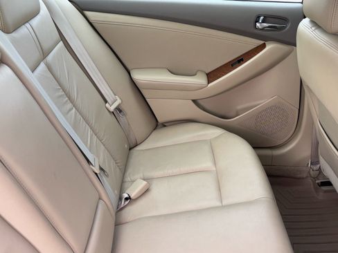 Used 2008 Nissan Altima 3.5 SE w/ Technology Pkg image 13