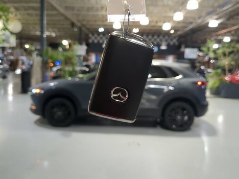 Used 2023 MAZDA CX-30 AWD 2.5 S w/ Preferred Package image 4