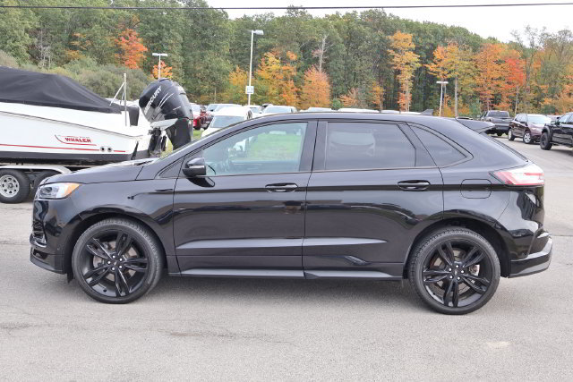 Used 2021 Ford Edge ST w/ Equipment Group 401A AWD/4WD image 2