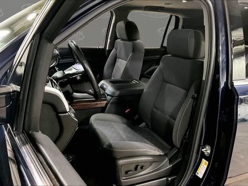 Used 2017 GMC Yukon SLE w/ SLE Value Package image 13