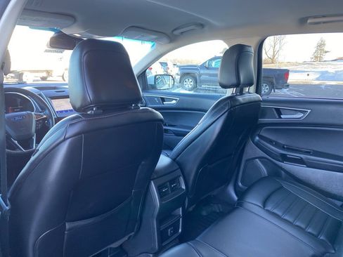 Used 2020 Ford Edge SEL image 14