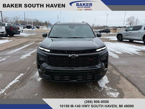 New 2026 Chevrolet Traverse RS w/ LPO, Floor Liner Package image 2