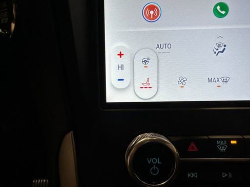 Used 2022 Ford Edge SEL w/ Convenience Package image 11