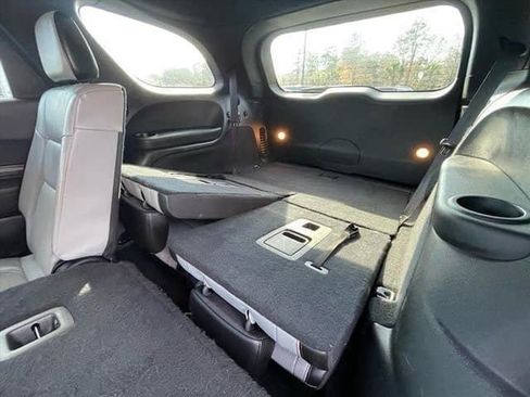 Used 2024 Dodge Durango GT image 28