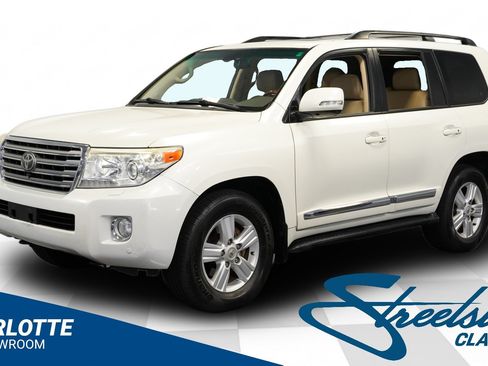 Used 2013 Toyota Land Cruiser AWD/4WD image 1