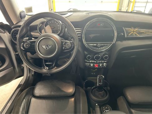 Used 2020 MINI Cooper S image 11