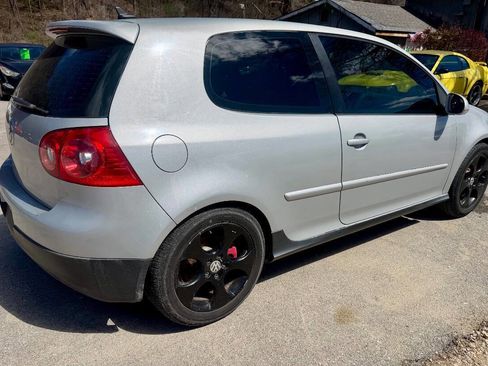 Used 2009 Volkswagen GTI 2-Door image 5
