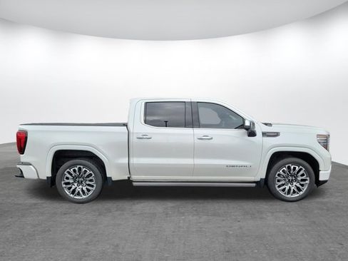 Used 2024 GMC Sierra 1500 Denali Ultimate AWD/4WD image 4