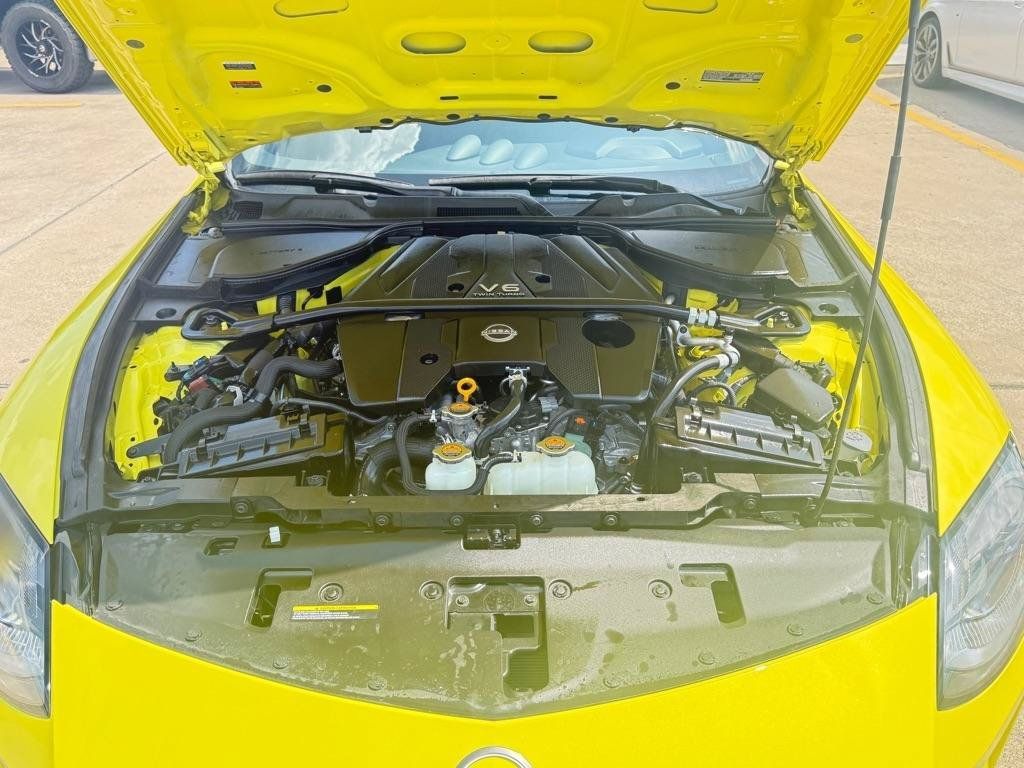Used 2024 Nissan Z Sport w/ Floor Mat Package RWD image 13