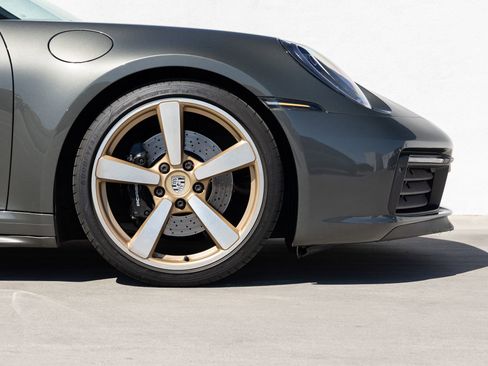 Certified 2020 Porsche 911 Carrera S RWD image 11
