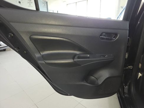 Used 2020 Nissan Versa SV FWD image 19