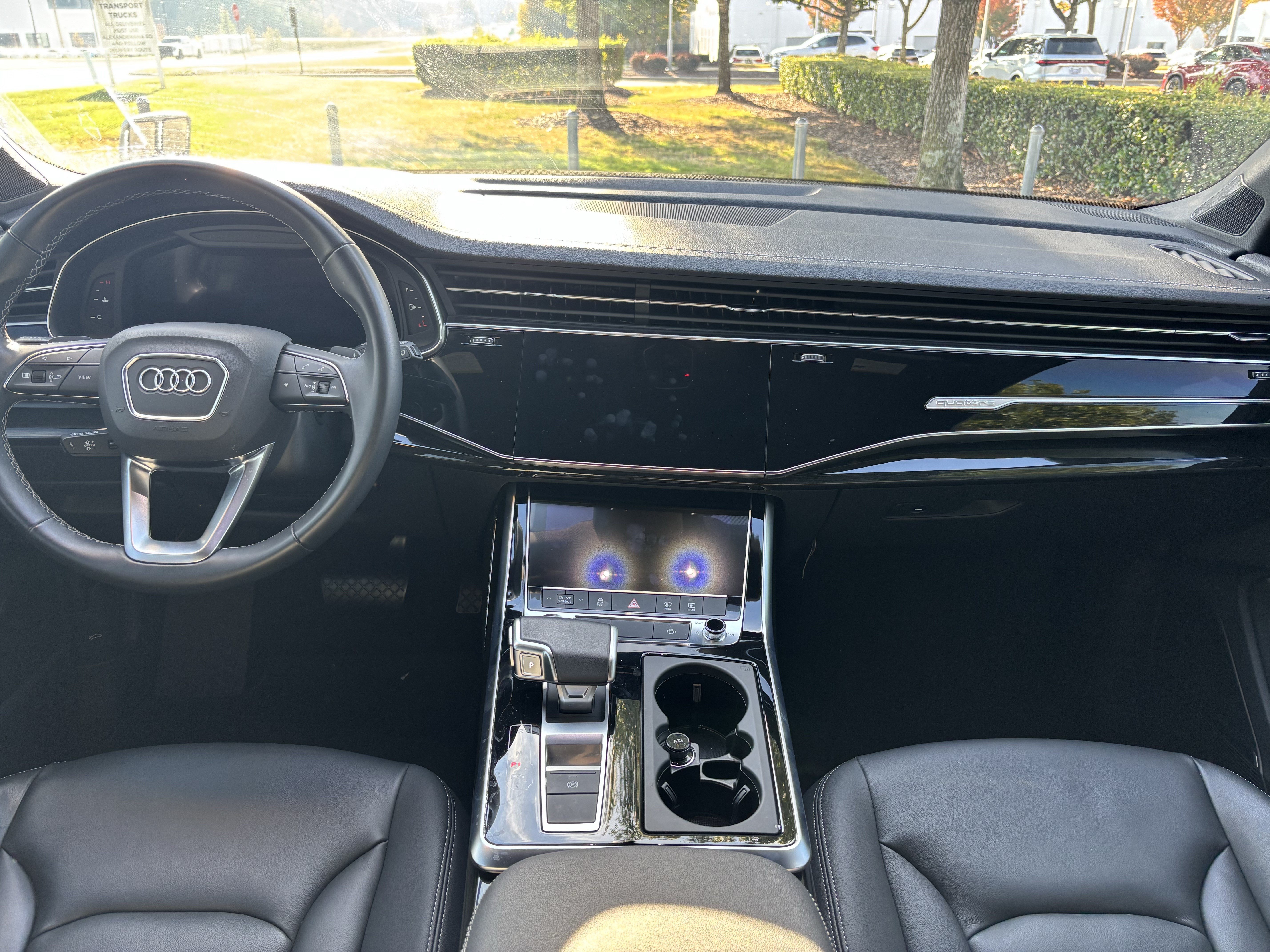 Used 2025 Audi Q7 3.0T Premium Plus w/ Premium Plus Package AWD/4WD image 33