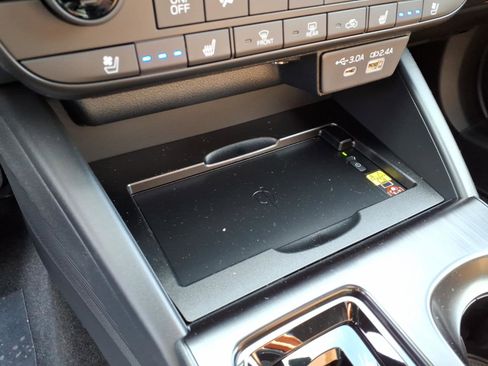 New 2026 Subaru Outback Touring image 12