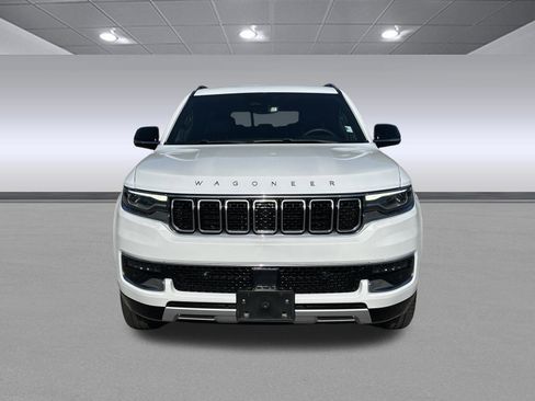 Used 2024 Jeep Wagoneer Series II w/ Flexible Seating Group RWD image 8