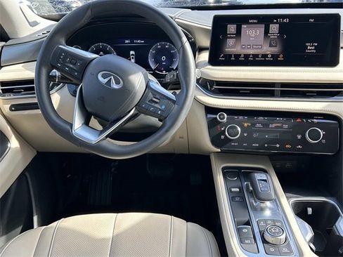 Certified 2025 INFINITI QX60 Luxe image 25