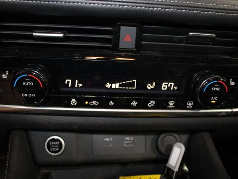 Used 2023 Nissan Rogue SL FWD image 28