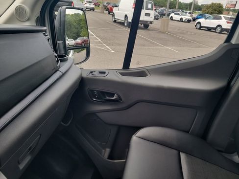 New 2025 Ford Transit 250 148 Medium Roof w/ Load Area Protection Package image 27