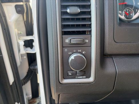 Used 2021 RAM 1500 Tradesman image 15