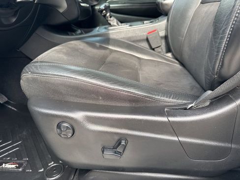 Used 2019 Dodge Durango GT image 28