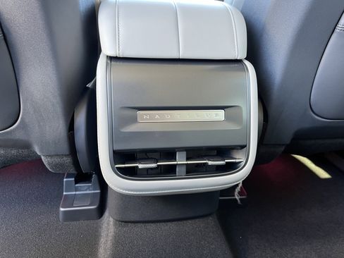 New 2026 Lincoln Nautilus Premier image 30