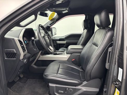Used 2018 Ford F150 Lariat w/ Equipment Group 502A Luxury AWD/4WD image 22