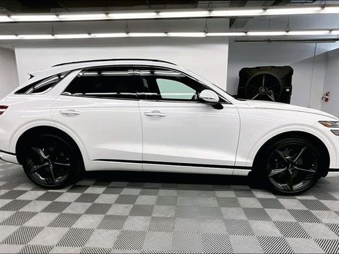 Used 2026 Genesis GV70 2.5T Sport Prestige AWD/4WD image 15