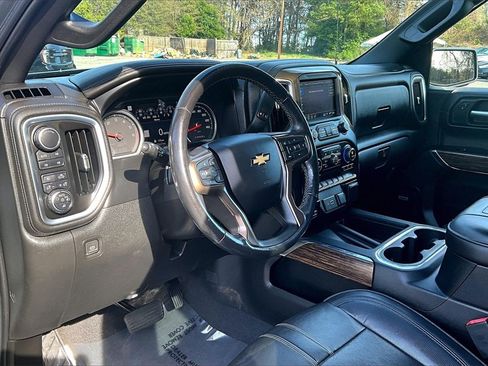Used 2019 Chevrolet Silverado 1500 High Country image 15