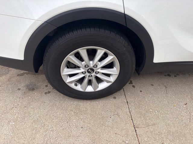 Used 2020 Kia Sorento LX w/ LX I4 Convenience Package FWD image 8