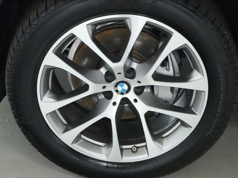 Certified 2026 BMW X5 xDrive40i w/ Climate Comfort Package image 38