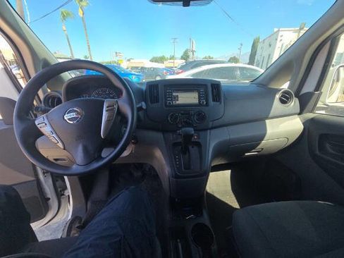 Used 2018 Nissan NV200 SV w/ Navigation Package image 7