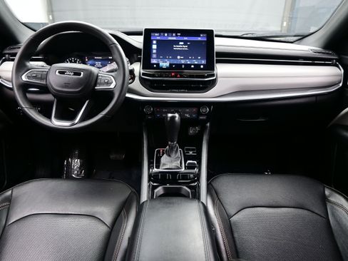Used 2023 Jeep Compass Limited AWD/4WD image 16
