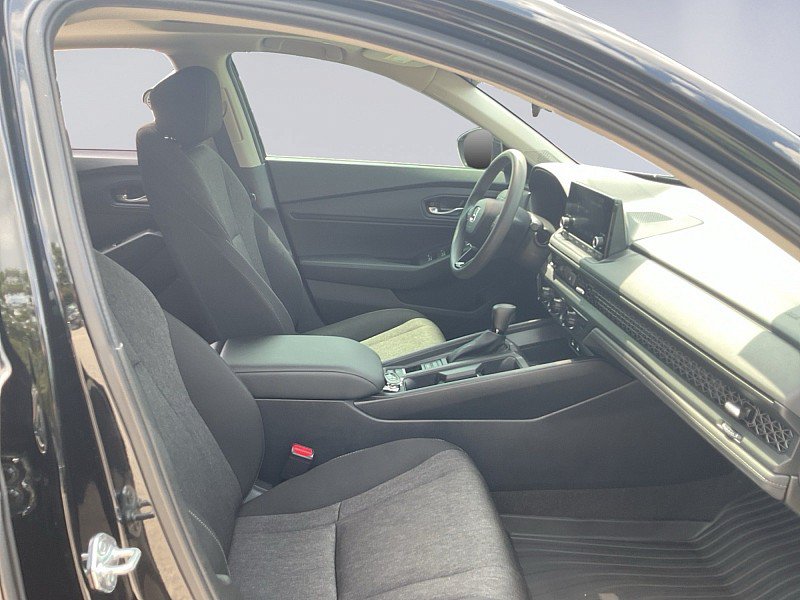 Used 2024 Honda Accord EX image 12