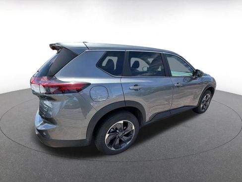 Used 2025 Nissan Rogue SV FWD image 6