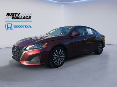 Used 2023 Nissan Altima 2.5 SV