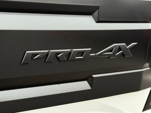 New 2026 Nissan Frontier PRO-4X w/ Pro-4x Convenience Package image 17