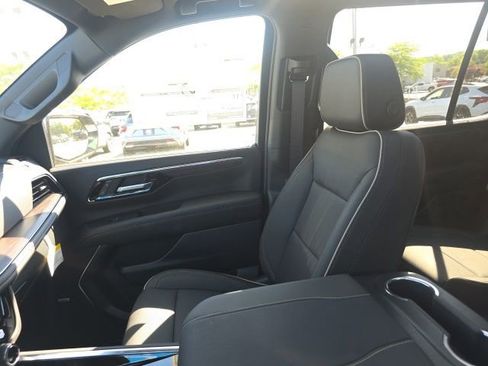 New 2026 Chevrolet Tahoe Premier w/ Sun And Tow Package AWD/4WD image 28